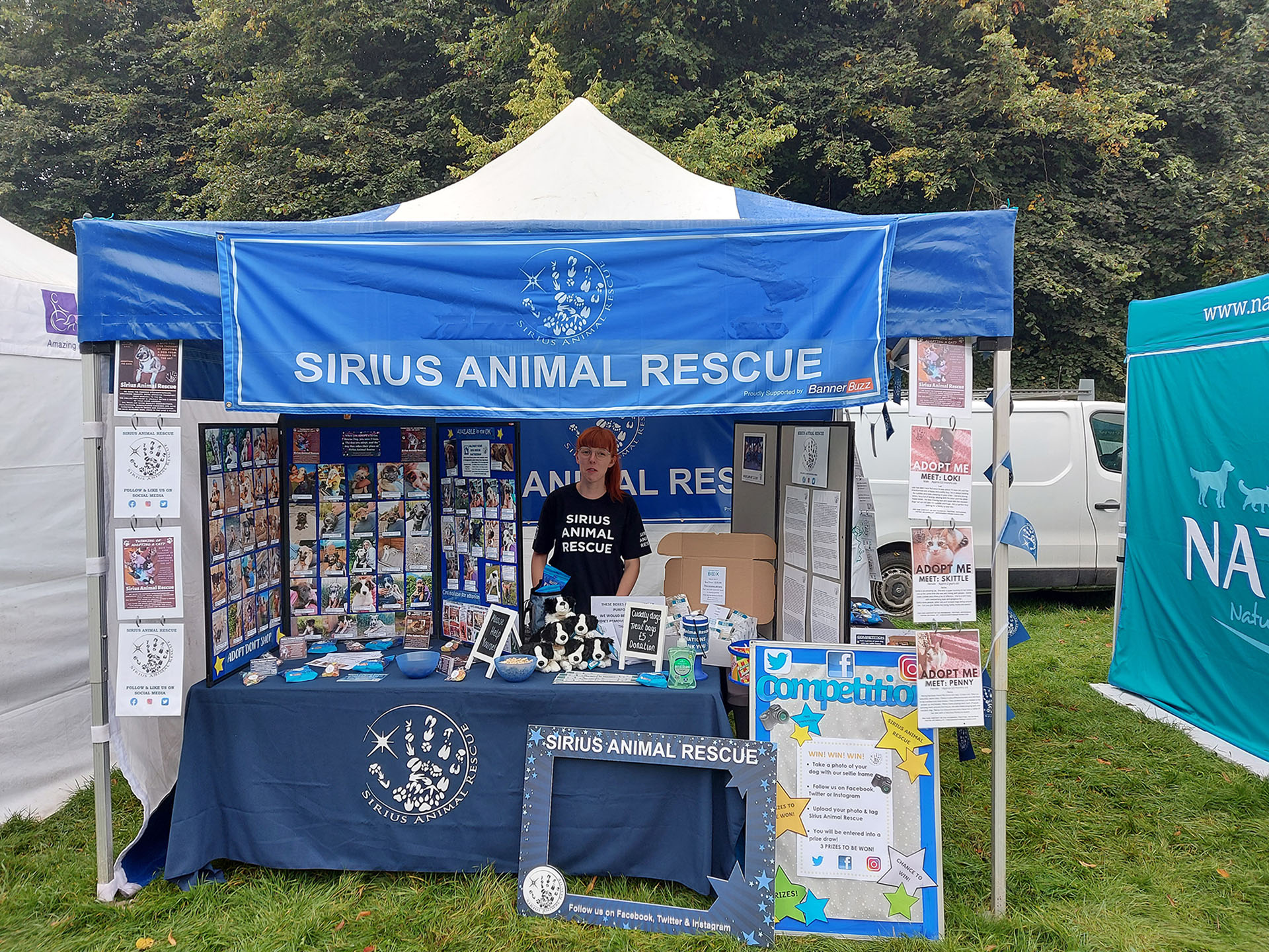 BannerBuzz Lending a Paw at Dogfest in UK